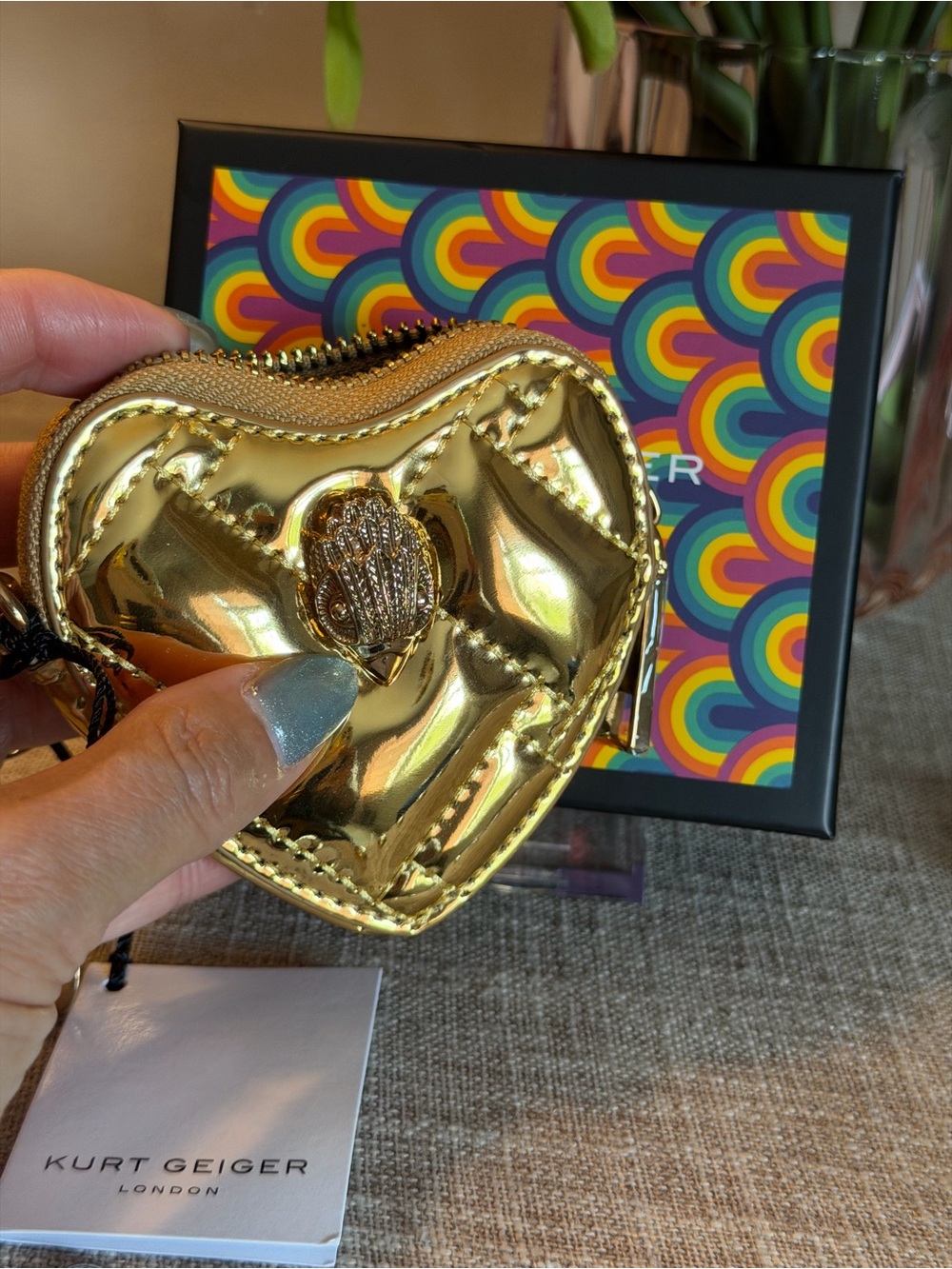NIB Kurt Geiger Kensington quilted Goldtone heart charm keychain - Picture 5 of 12